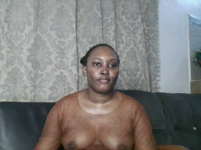 Lizcutie1 live cam on BongaCams