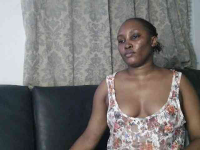 Lizcutie1 Live Webcam on BongaCams