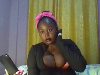 Curvysexy's Live Webcam