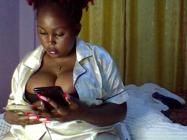 Preview of curvysexy
