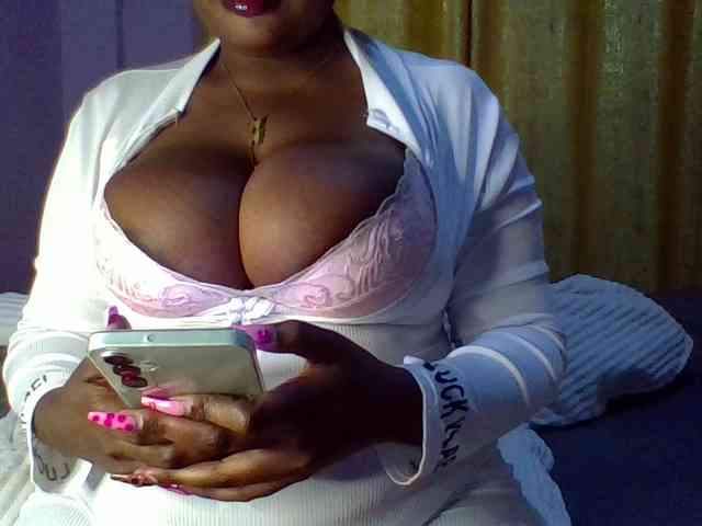 Curvysexy webcam