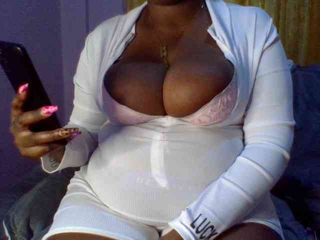Curvysexy webcam