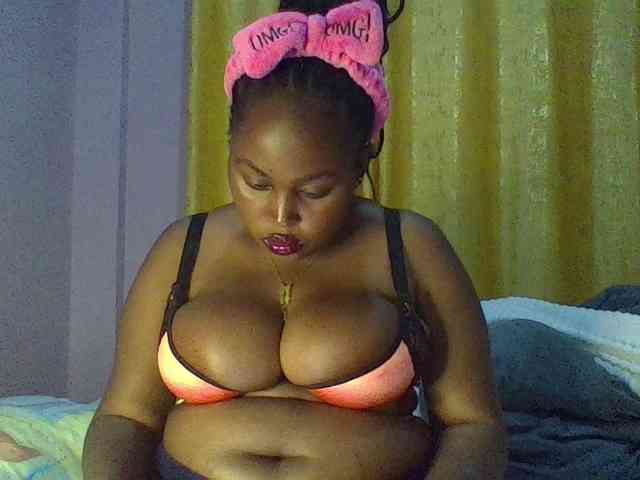 Curvysexy webcam
