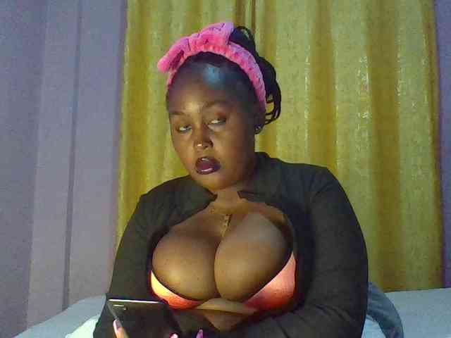 Curvysexy webcam