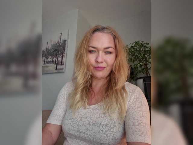 модель Yesenia-1