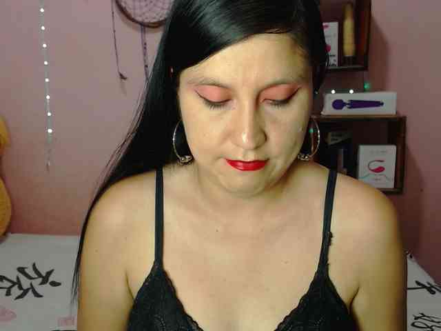 sexy-annie Live Webcam on BongaCams