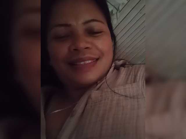 MiaaMorre live cam preview
