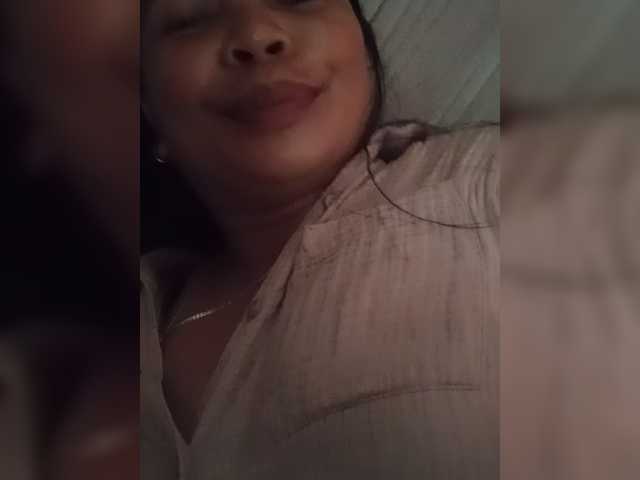 MiaaMorre live cam preview