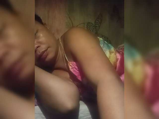 MiaaMorre live cam preview