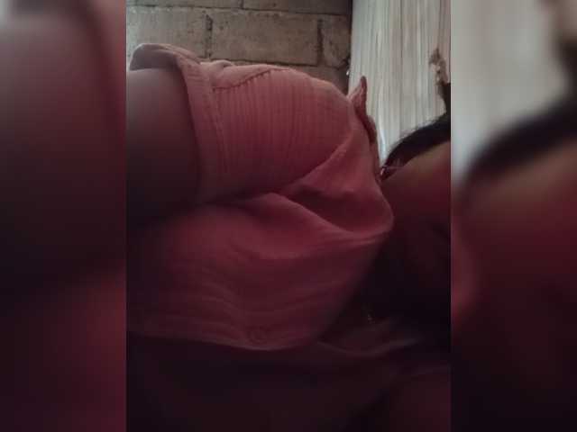 MiaaMorre live cam preview