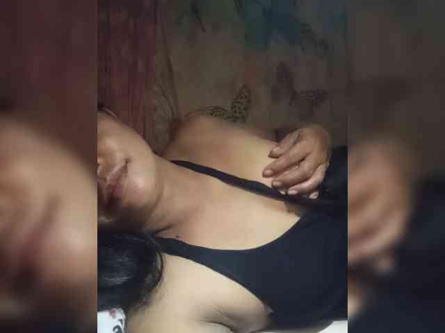 MiaaMorre webcam