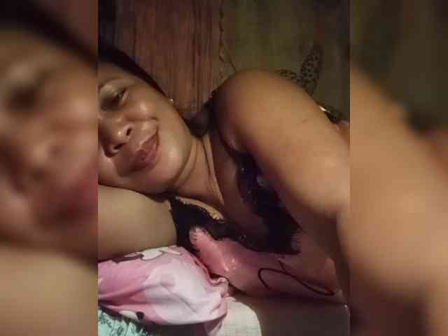 MiaaMorre webcam