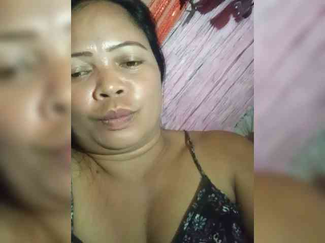 MiaaMorre webcam