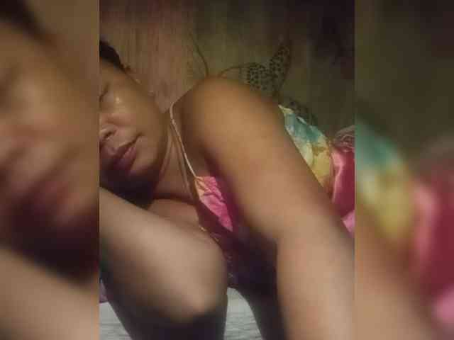 MiaaMorre webcam