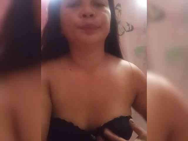 MiaaMorre webcam