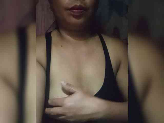 MiaaMorre webcam