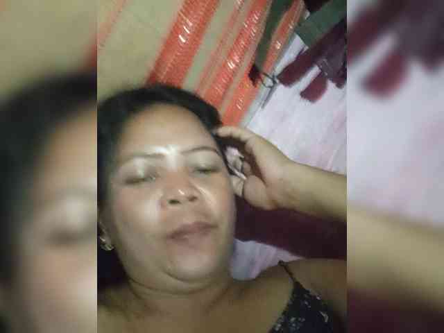 MiaaMorre webcam