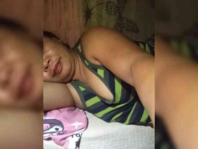 MiaaMorre webcam