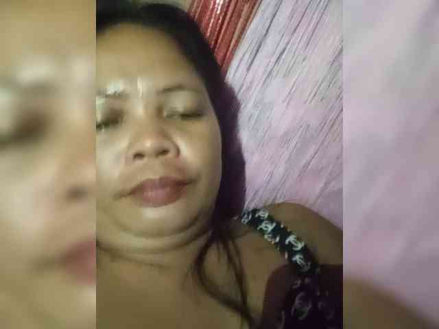 MiaaMorre webcam