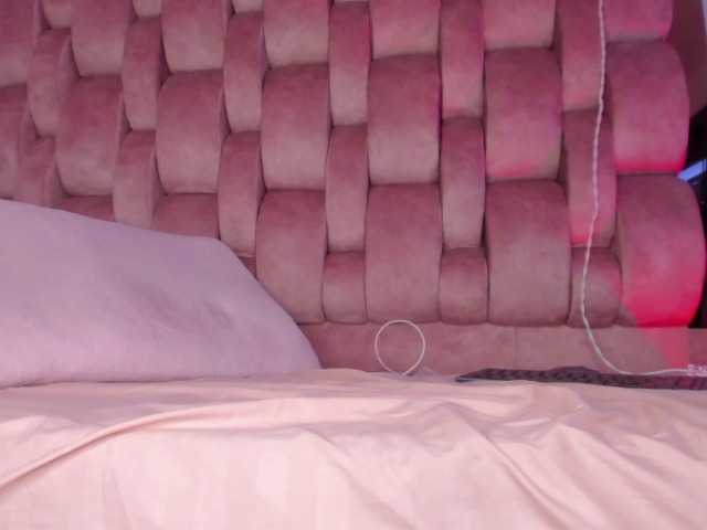 sweet-chelsy live cam on BongaCams