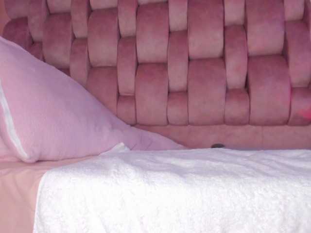 sweet-chelsy live cam on BongaCams