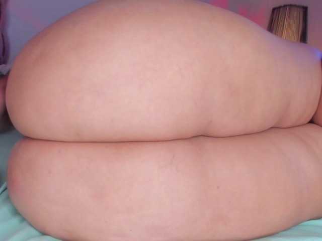 sweet-chelsy live cam on BongaCams
