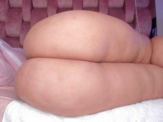 sweet-chelsy live cam on BongaCams