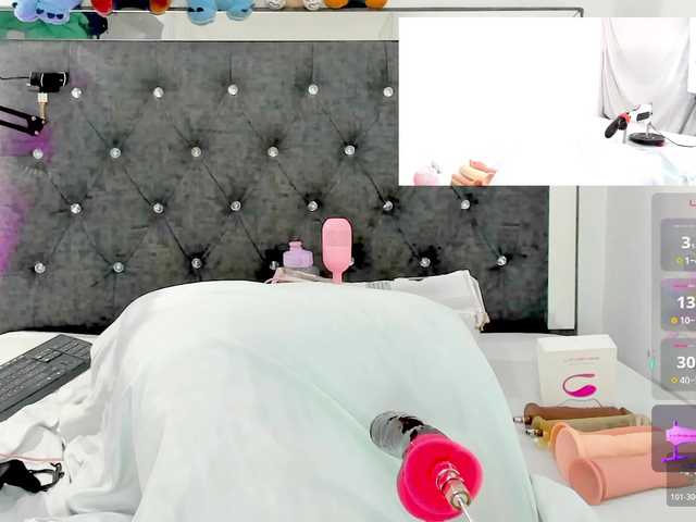 shara-24 live cam on BongaCams