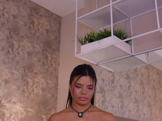 JadaKai live cam on BongaCams