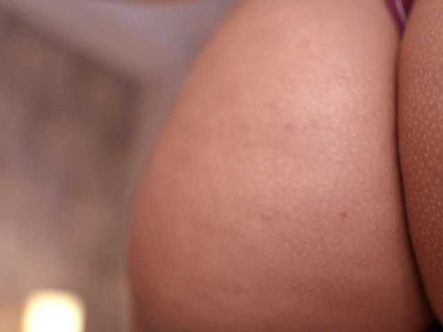 JadaKai live webcam show
