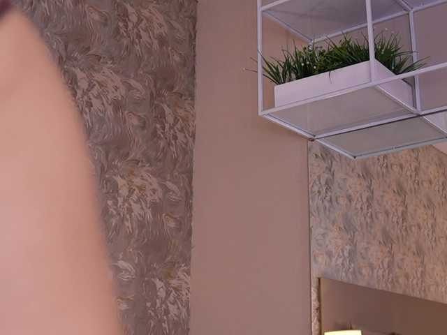 JadaKai live webcam show