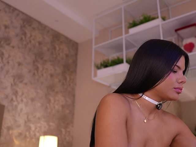 JadaKai live cam on BongaCams