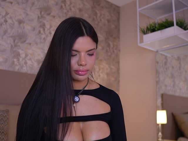JadaKai live cam on BongaCams