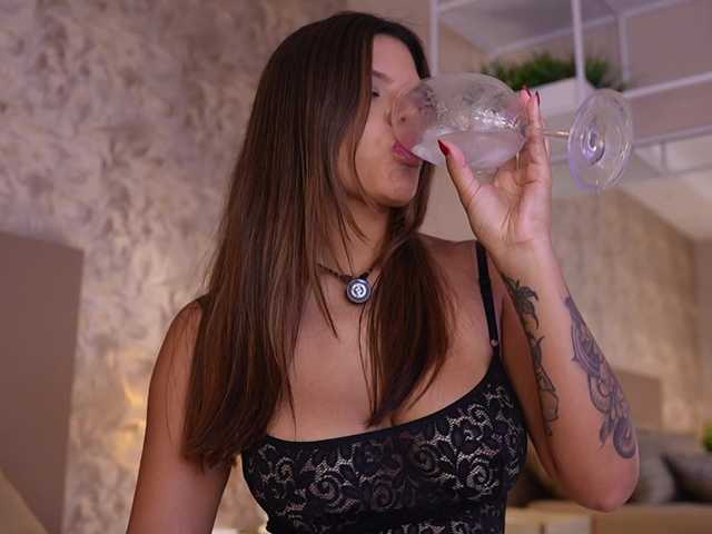 JadaKai — live female cam