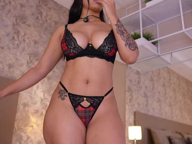 JadaKai live cam on BongaCams