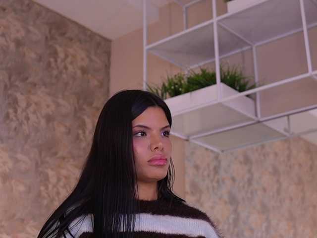 JadaKai live cam on BongaCams