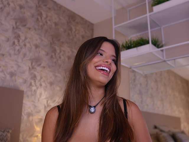 JadaKai live cam on BongaCams