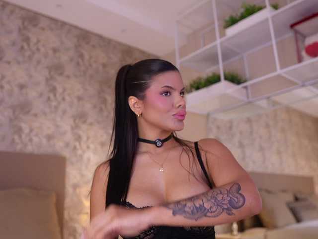 JadaKai live cam on BongaCams