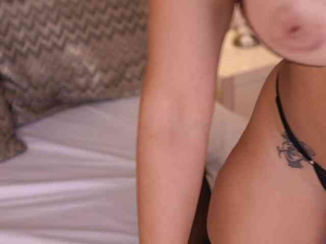JadaKai Live Webcam on BongaCams