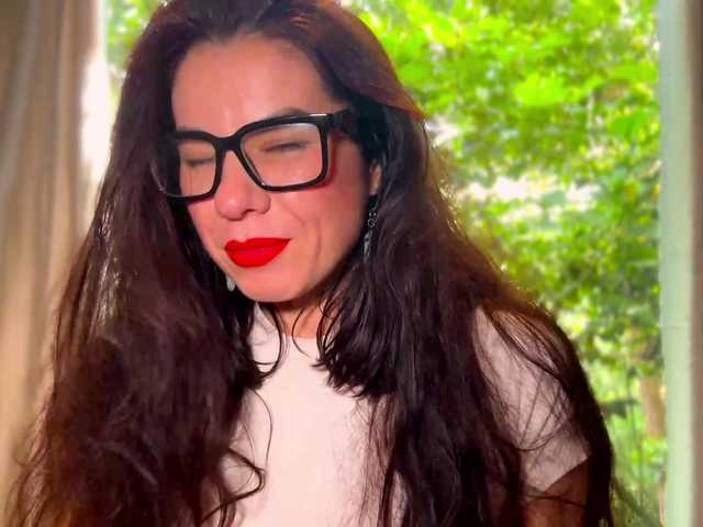 NikaV9ro live cam on BongaCams