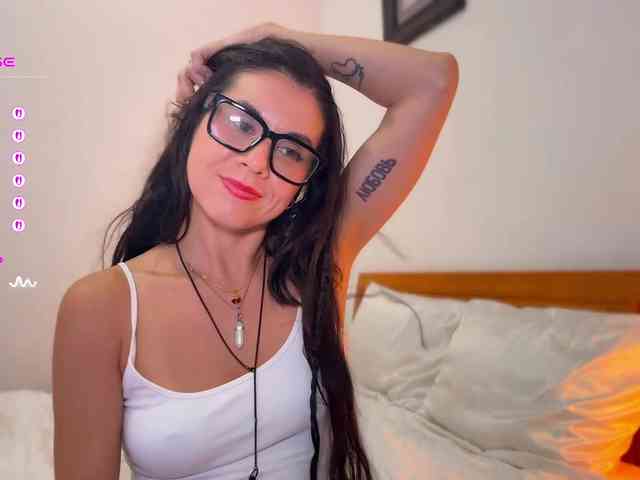 NikaV9ro webcam