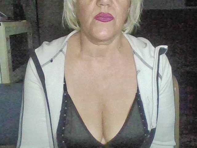 Success100, en directo ahora en BongaCams