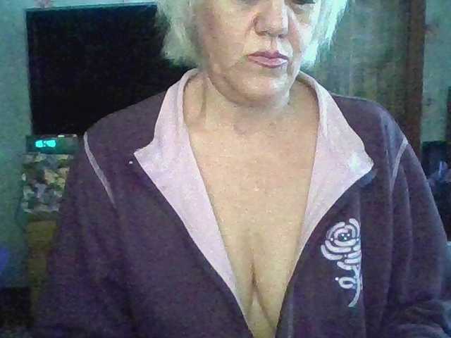 Success100 — live female cam