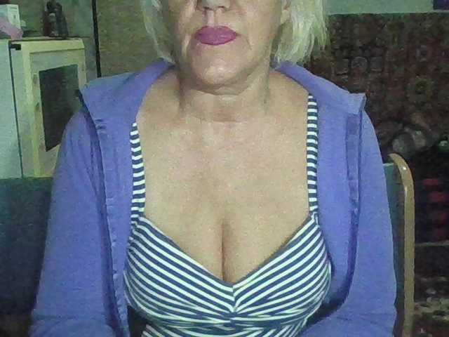 Success100, live now on BongaCams