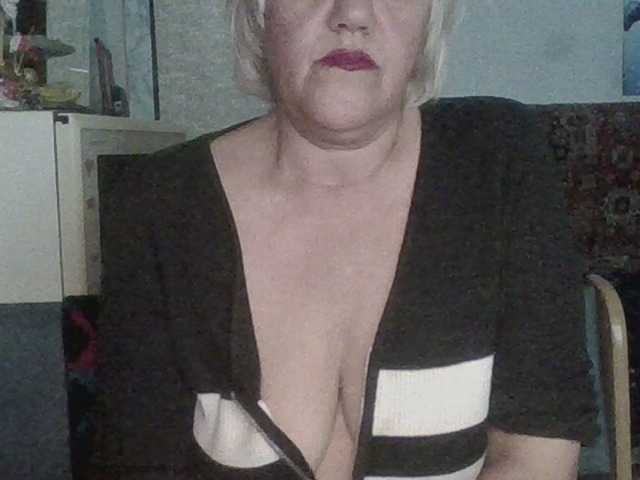 le modèle Success100 est en webcam porno dans un show sur le site bongacams, il possède les tags suivants: White/Caucasian,Blonde,Shaved