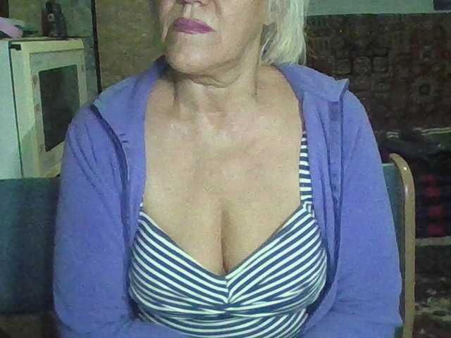 Success100, live now on BongaCams