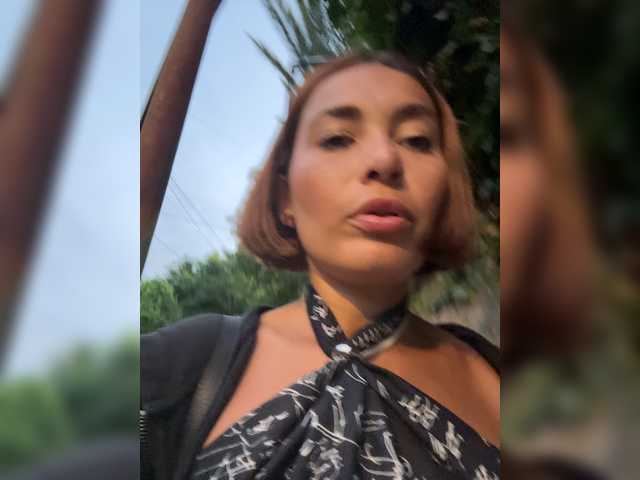 Talilia live webcam show