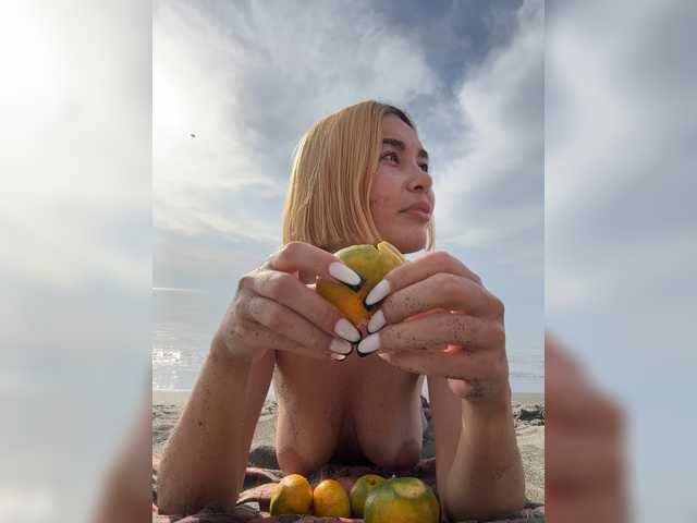 Talilia, live now on BongaCams