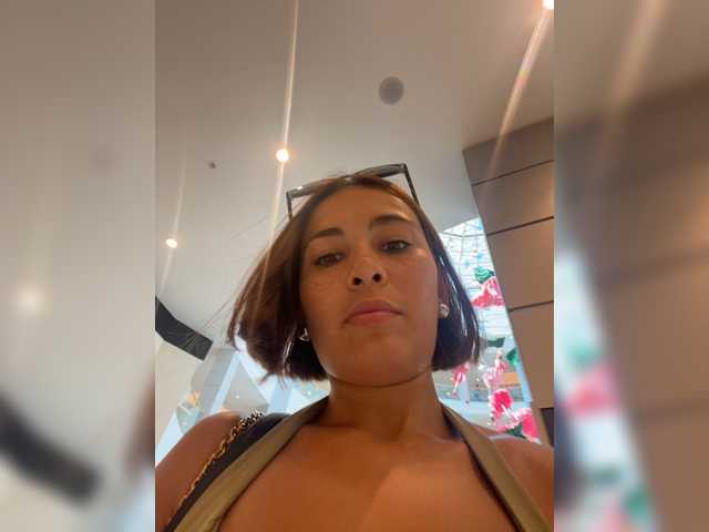 SpringMe live webcam show