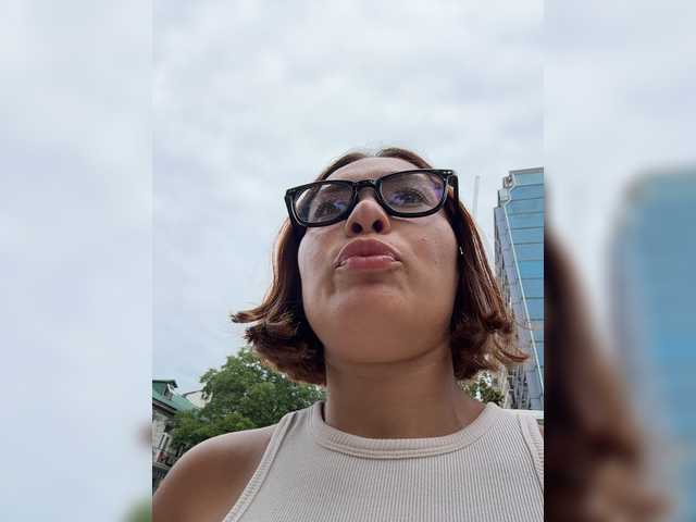 Talilia live webcam show